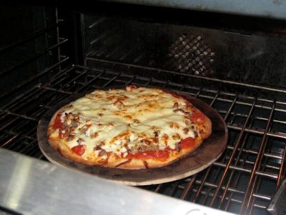 Yummy pizzas by Yum Yum Pizza